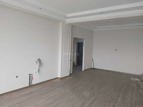 Satılır 3 otaqlı mənzil 101 m²