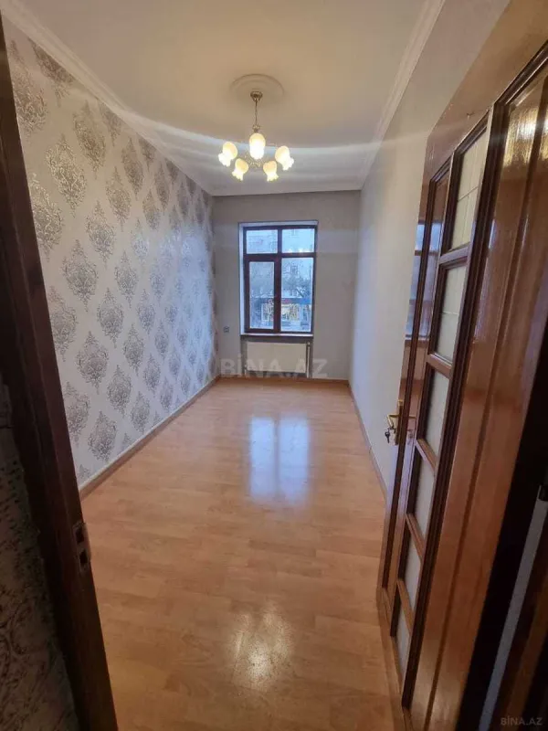 Satılır 3 otaqlı mənzil 85 m²