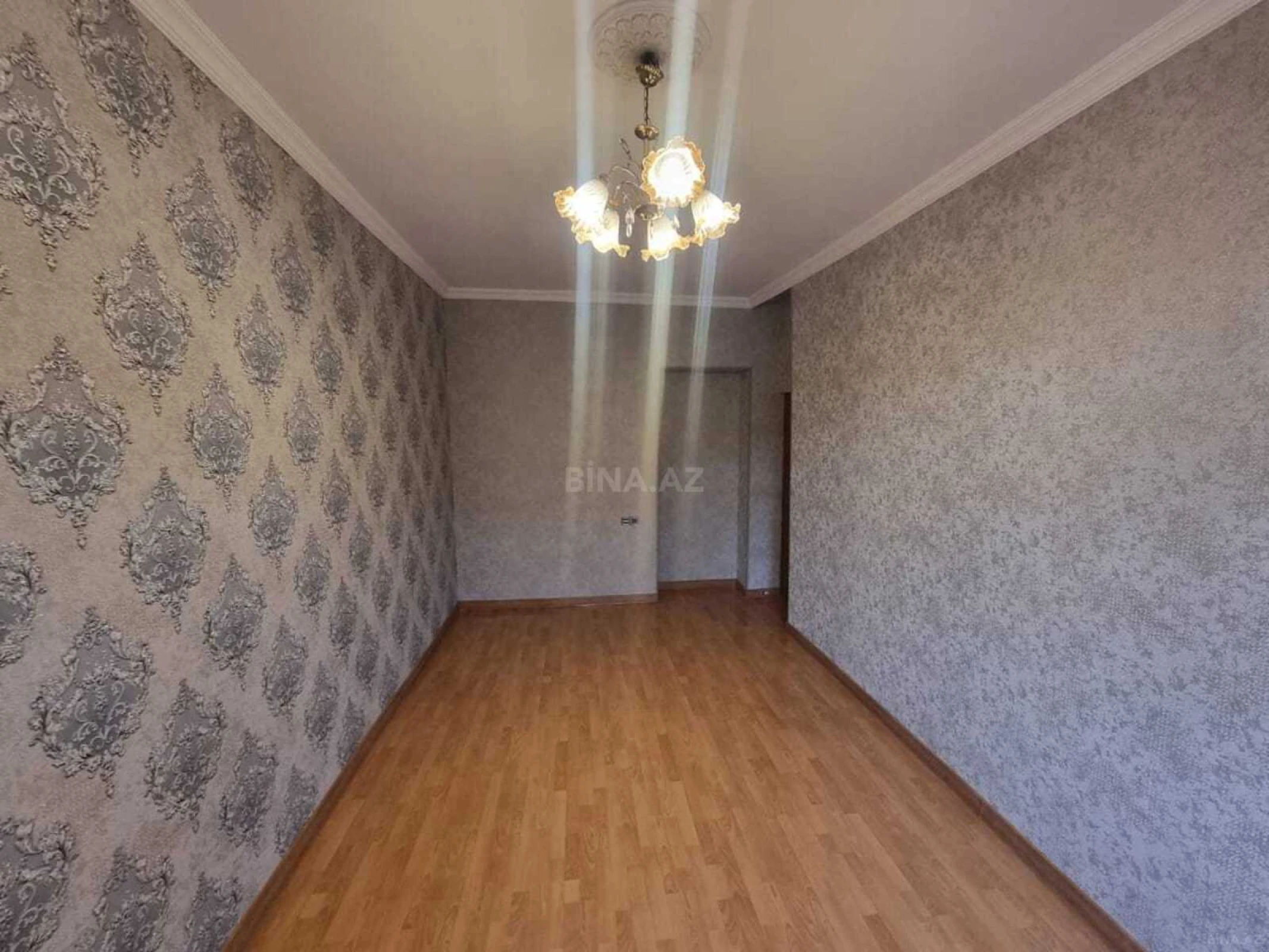 Satılır 3 otaqlı mənzil 85 m²