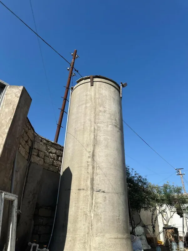 Satılır 5 otaqlı həyət evi 400 m²