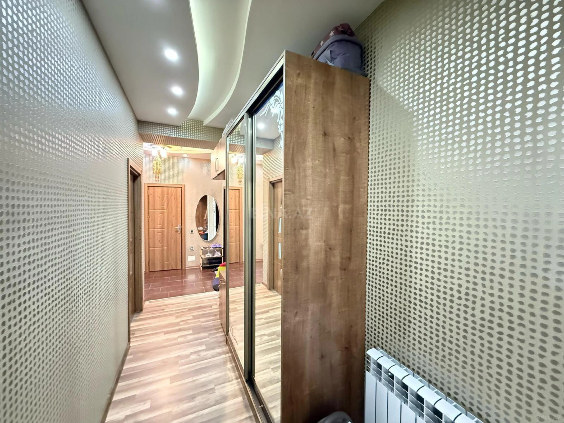 Satılır 2 otaqlı mənzil 86 m²