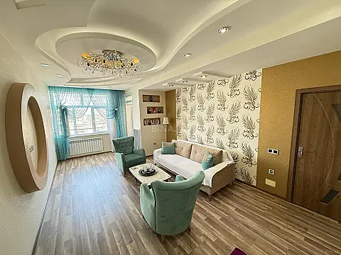 Satılır 2 otaqlı mənzil 86 m²