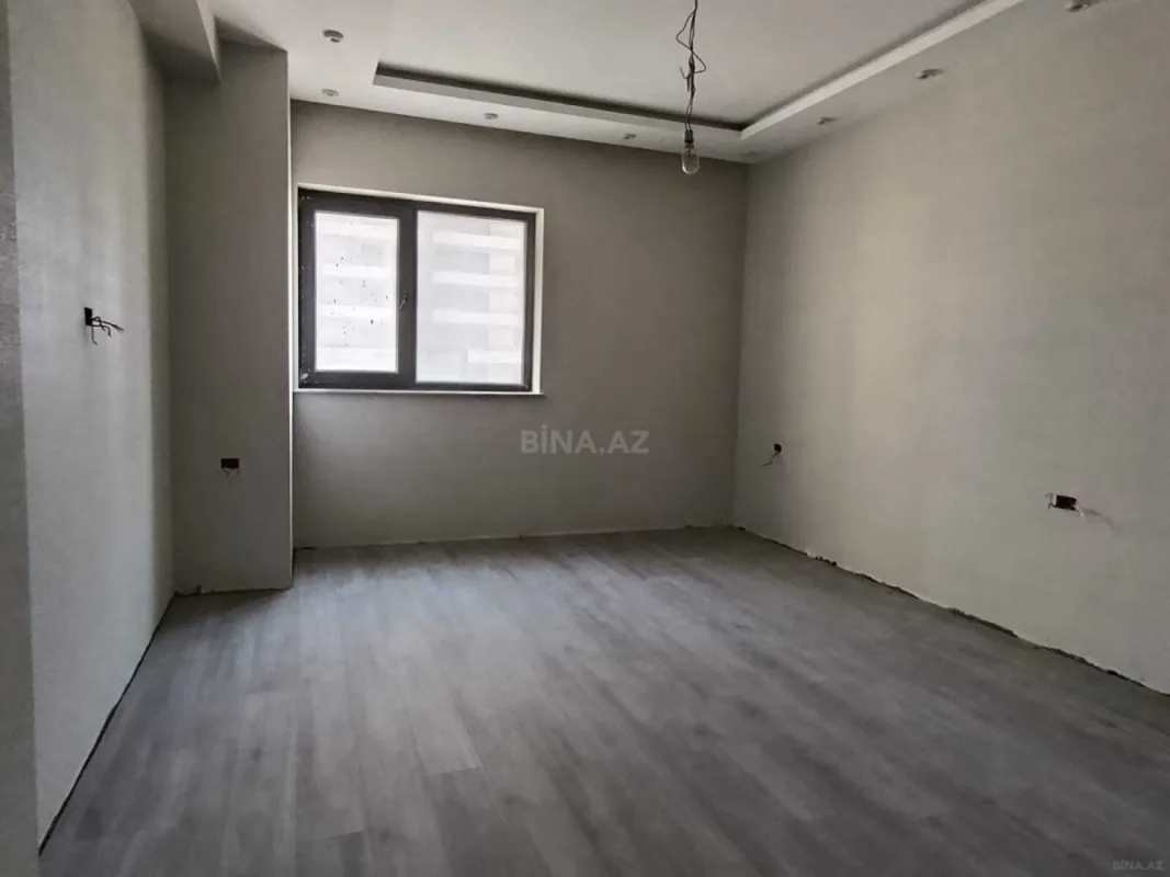 Satılır 3 otaqlı mənzil 157 m²