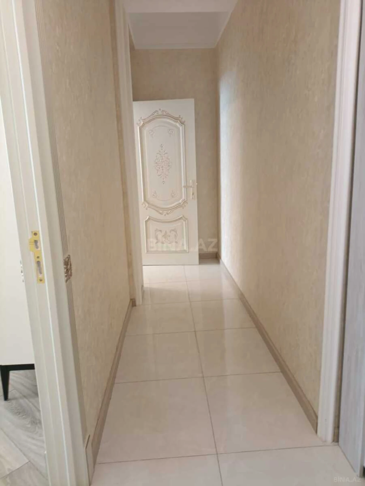 Satılır 2 otaqlı mənzil 75 m²