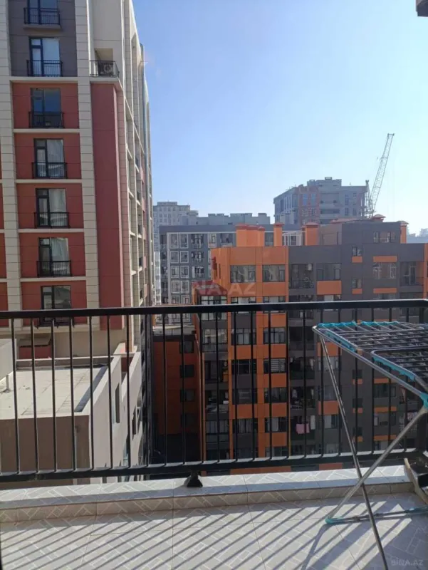 Satılır 2 otaqlı mənzil 75 m²