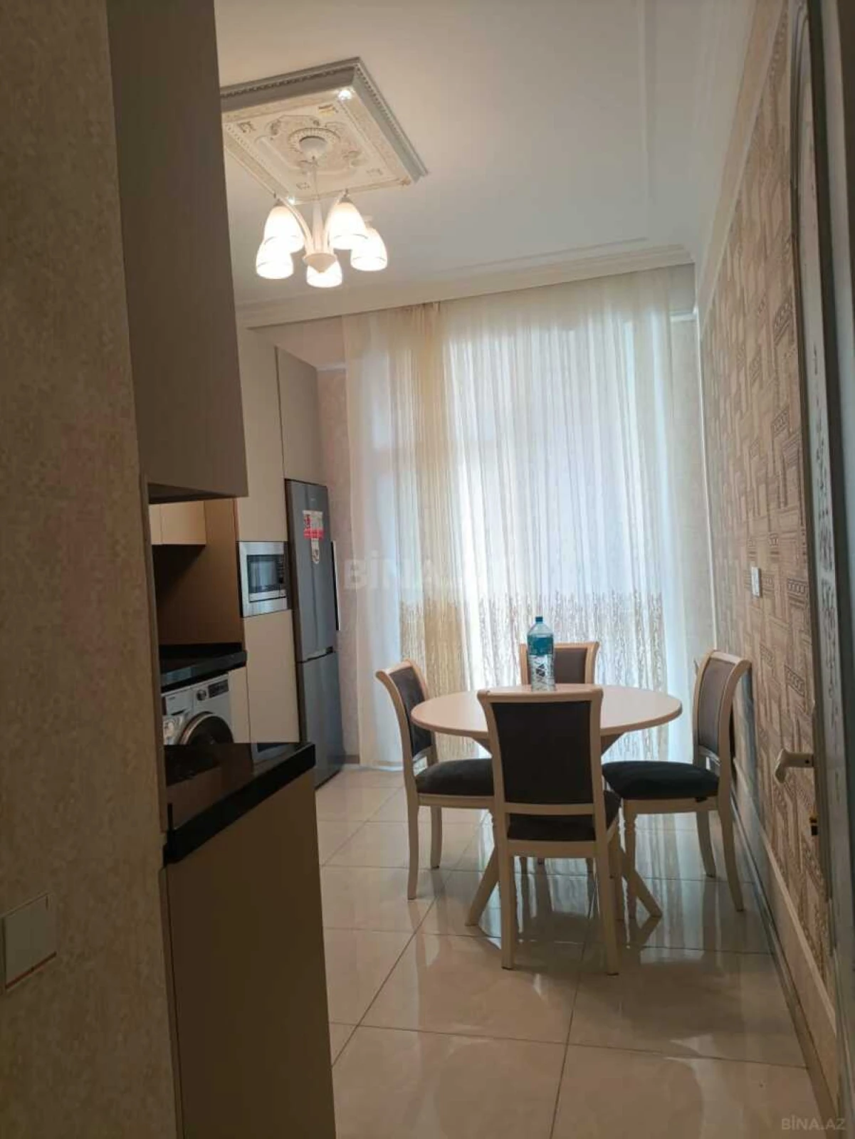Satılır 2 otaqlı mənzil 75 m²