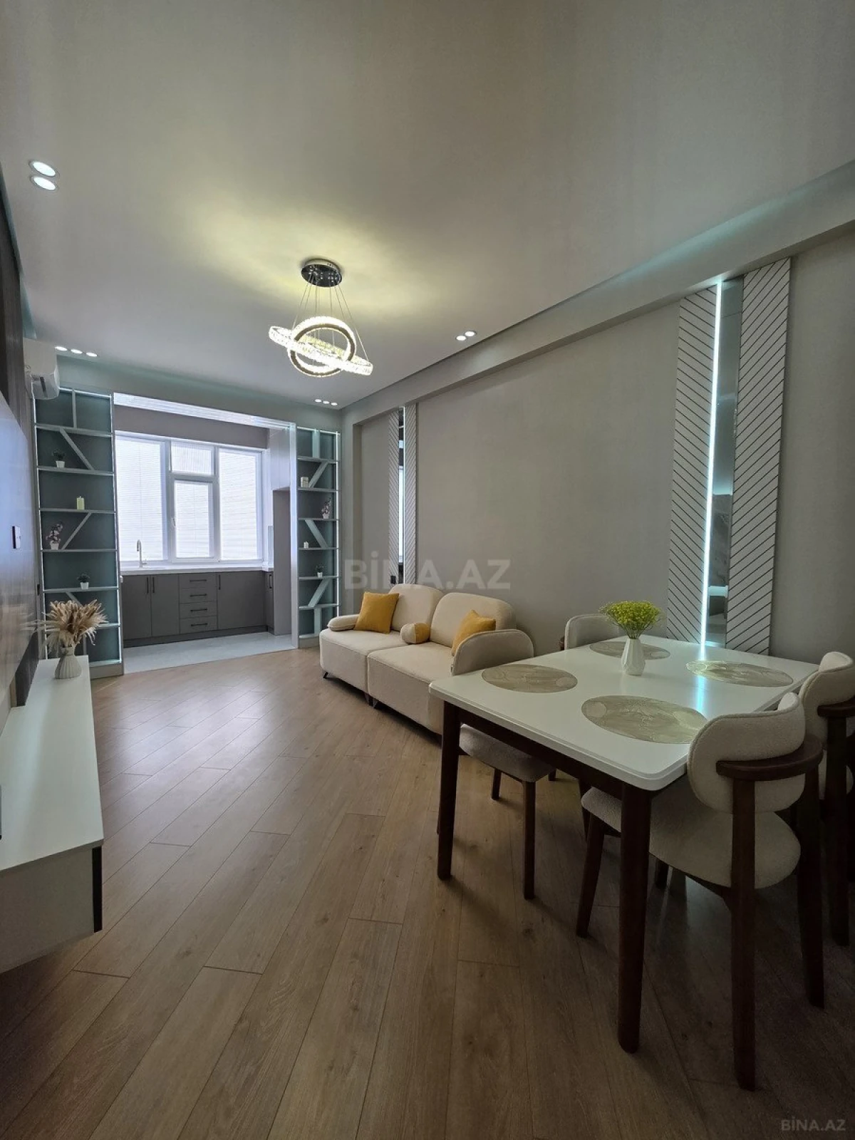 Satılır 2 otaqlı mənzil 55 m²