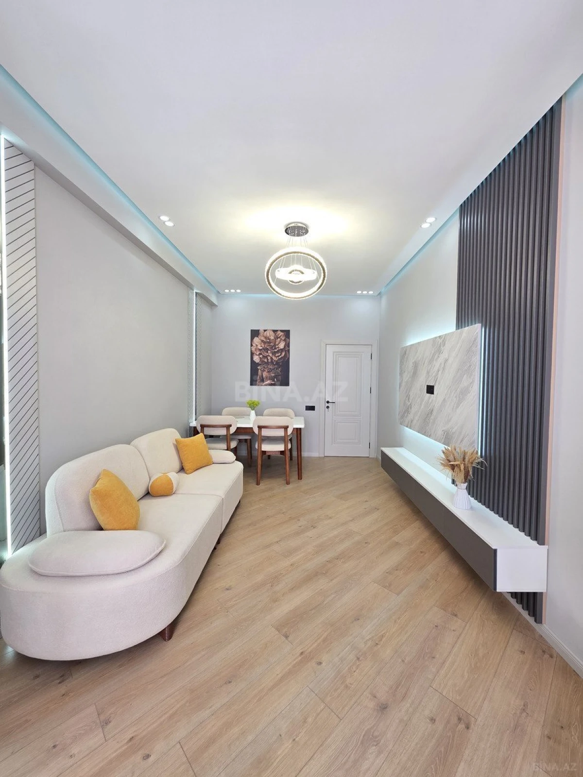 Satılır 2 otaqlı mənzil 55 m²