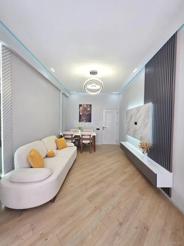 Satılır 2 otaqlı mənzil 55 m²