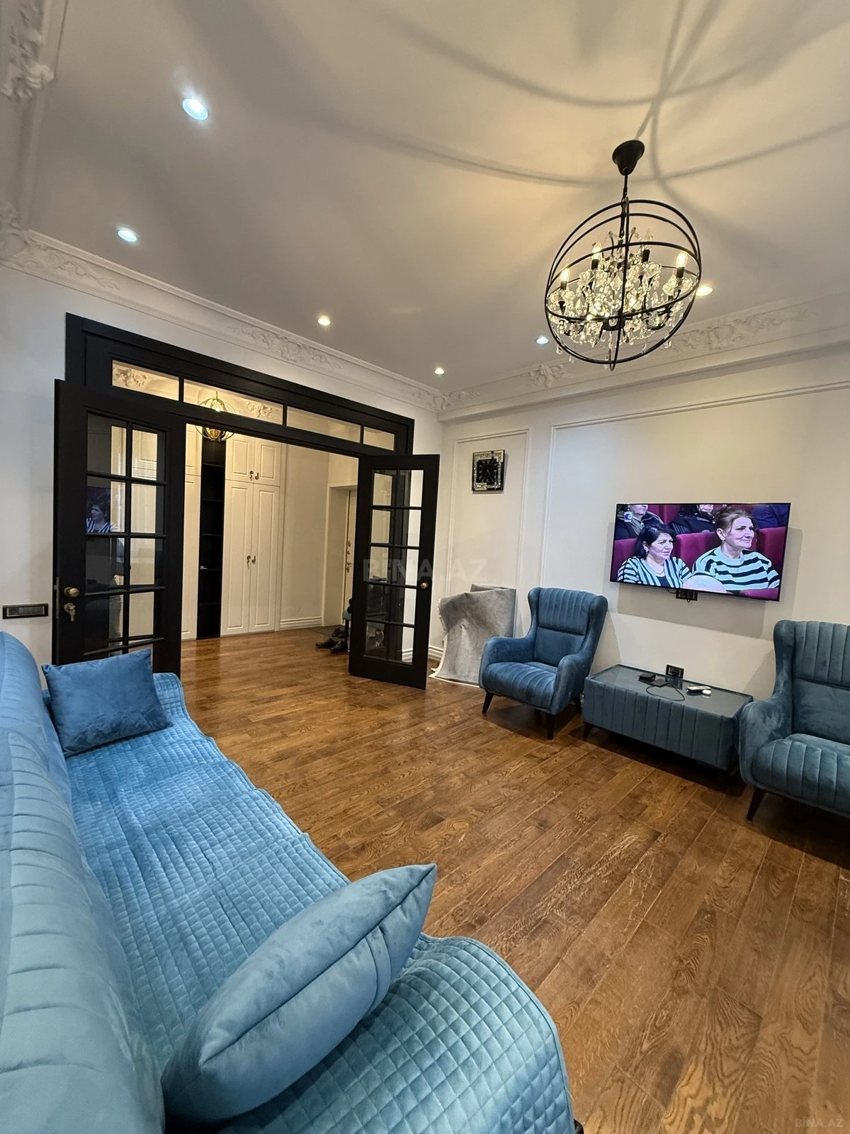 Kirayə verilir 3 otaqlı mənzil 120 m²