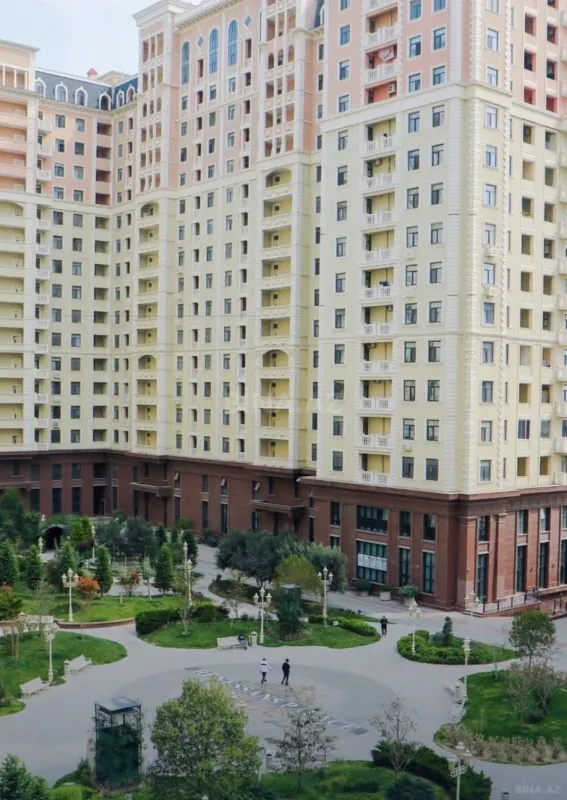 Kirayə verilir 3 otaqlı mənzil 120 m²