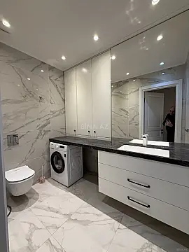 Kirayə verilir 3 otaqlı mənzil 120 m²