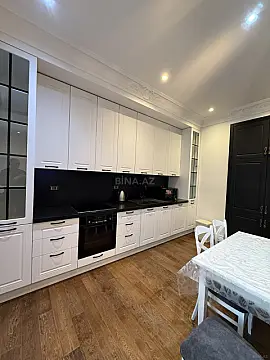 Kirayə verilir 3 otaqlı mənzil 120 m²