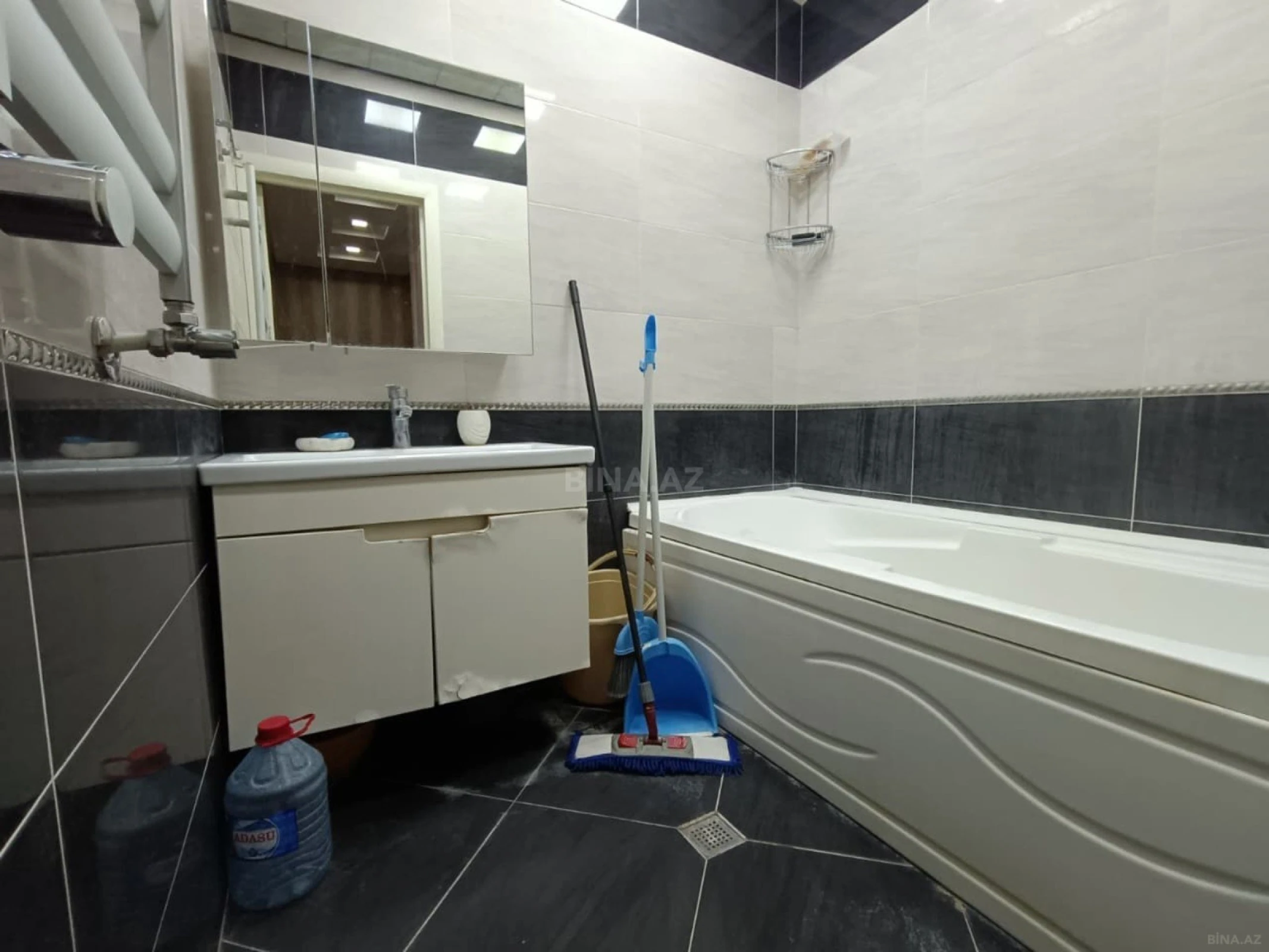 Kirayə verilir 2 otaqlı mənzil 55 m²