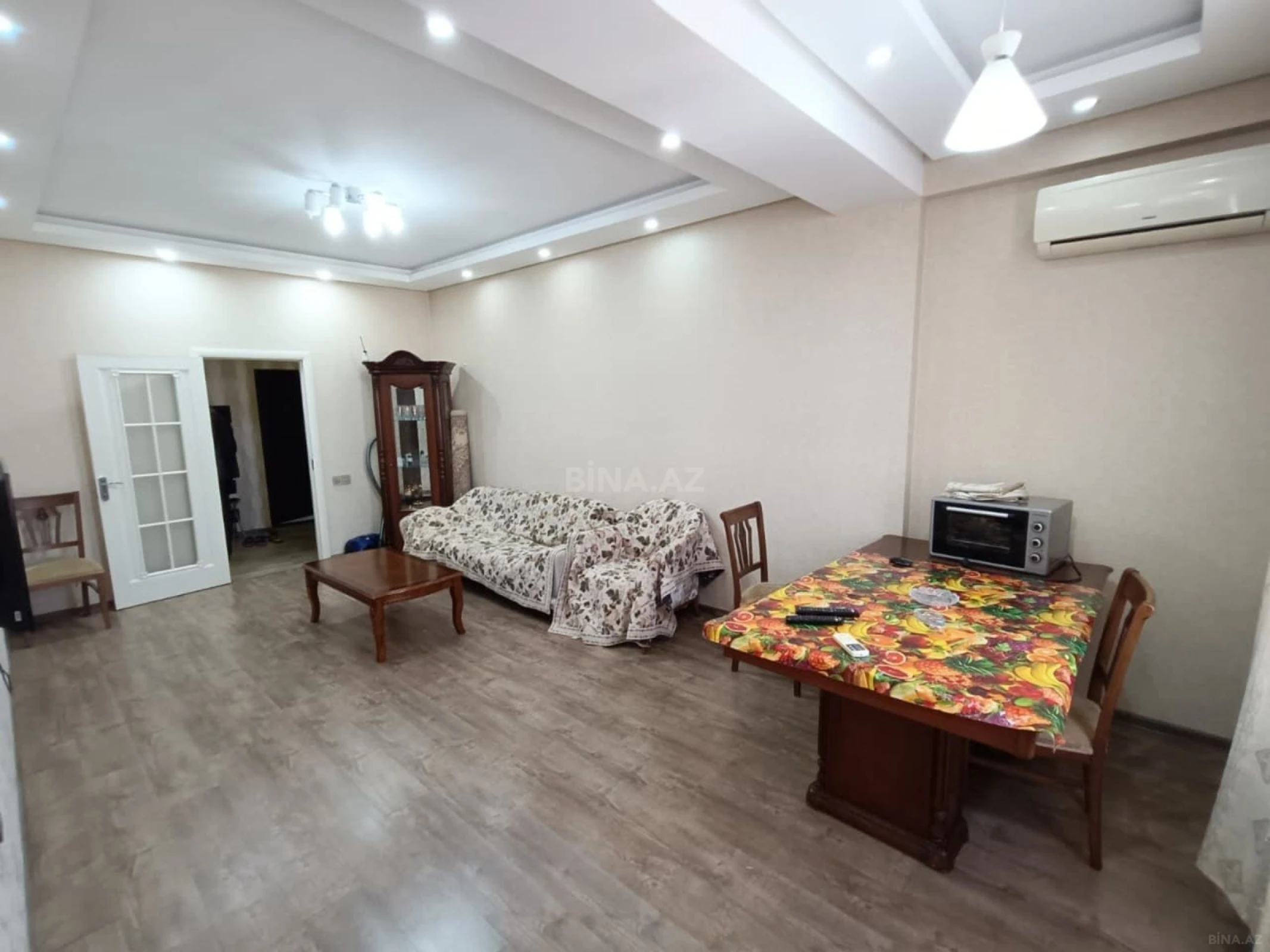 Kirayə verilir 2 otaqlı mənzil 55 m²