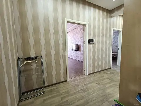 Kirayə verilir 2 otaqlı mənzil 55 m²