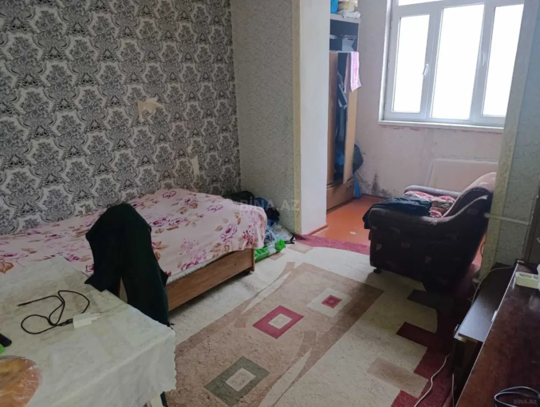 Satılır 5 otaqlı mənzil 95 m²