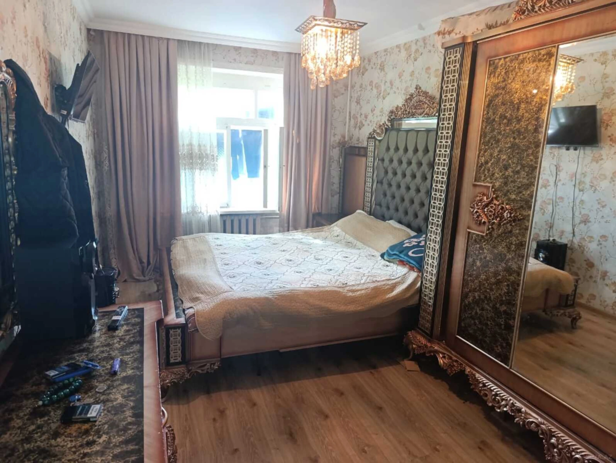 Satılır 5 otaqlı mənzil 95 m²