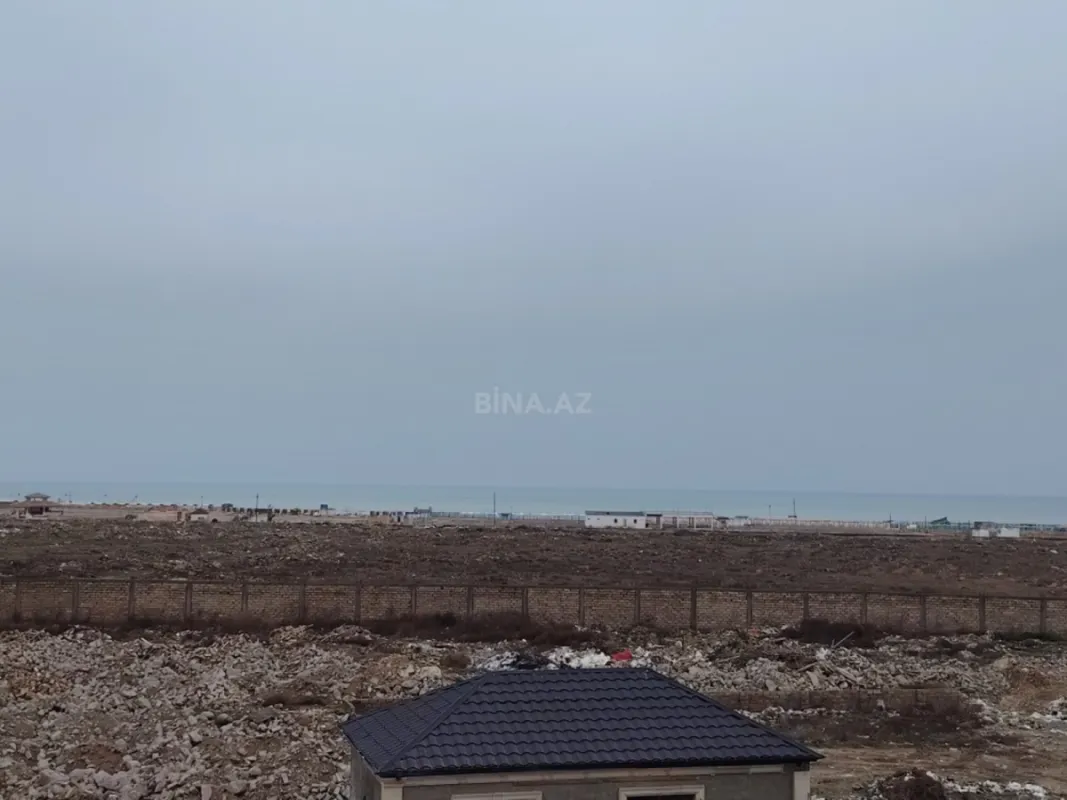 Satılır 5 otaqlı həyət evi 450 m²