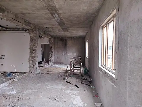 Satılır 5 otaqlı həyət evi 450 m²