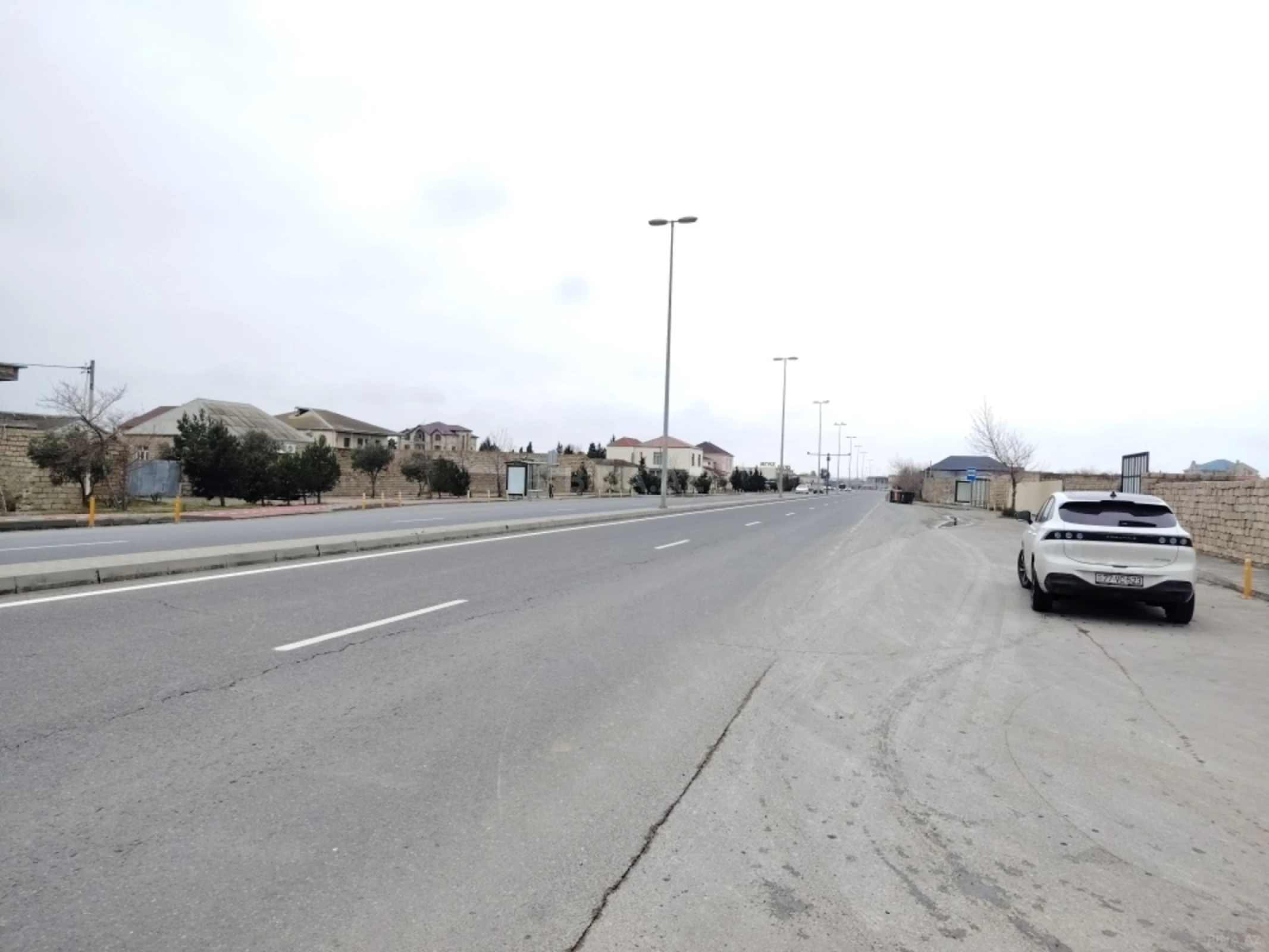 Satılır 5 otaqlı həyət evi 450 m²