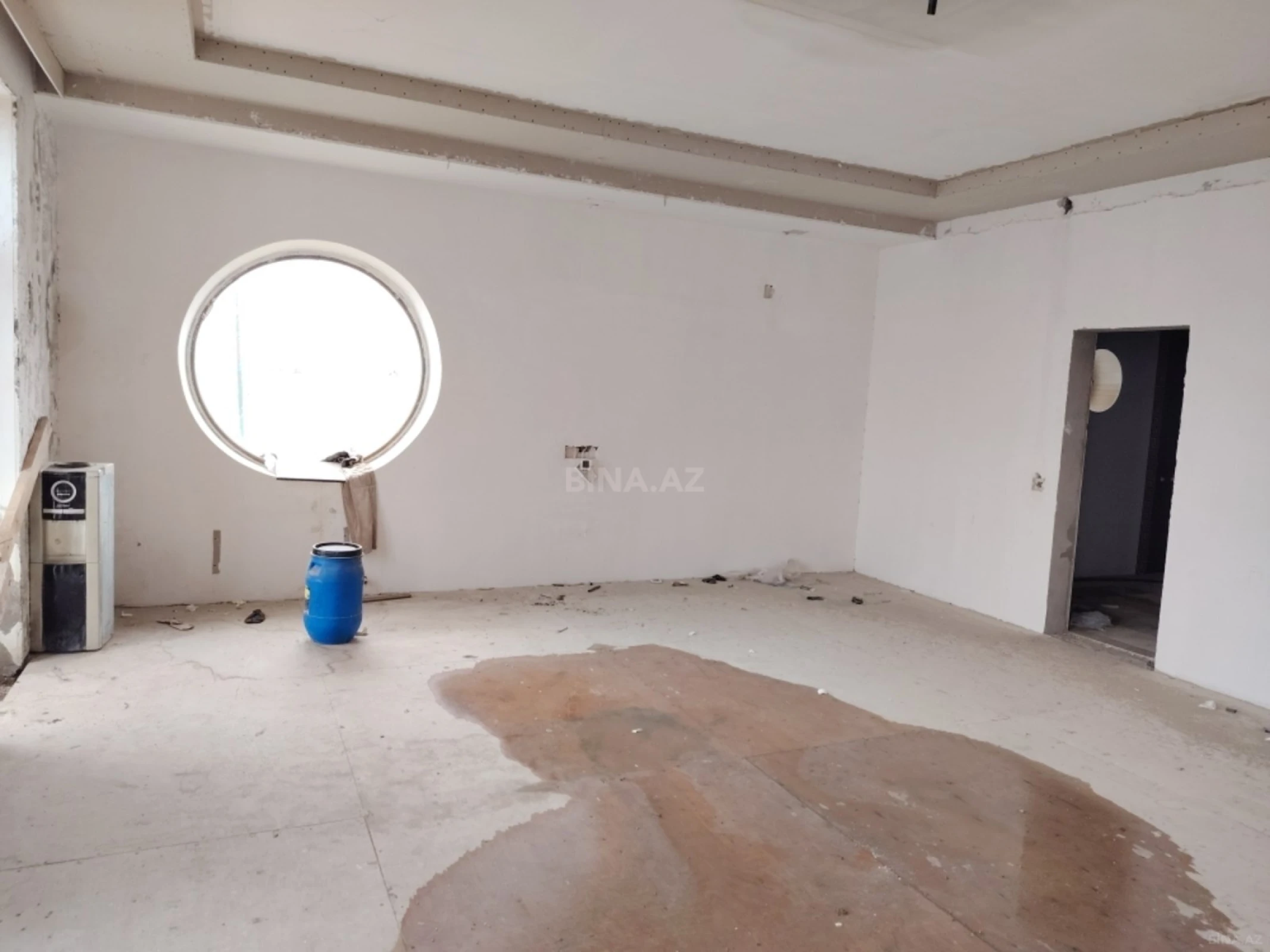 Satılır 5 otaqlı həyət evi 450 m²