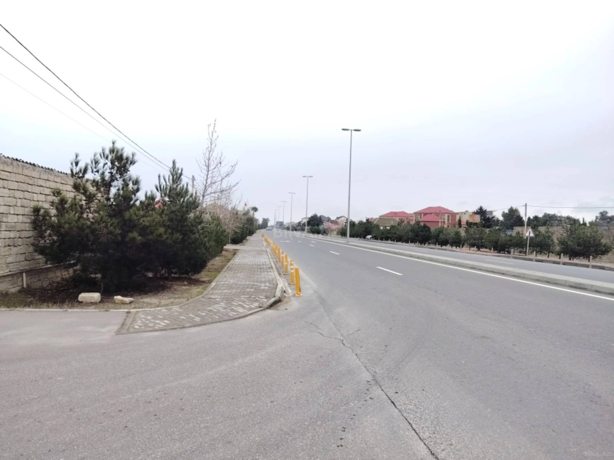 Satılır 5 otaqlı həyət evi 450 m²