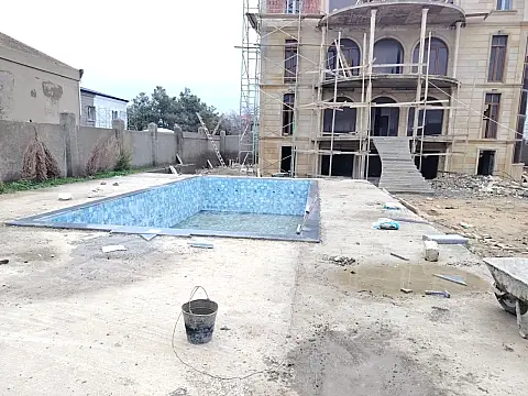 Satılır 5 otaqlı həyət evi 450 m²