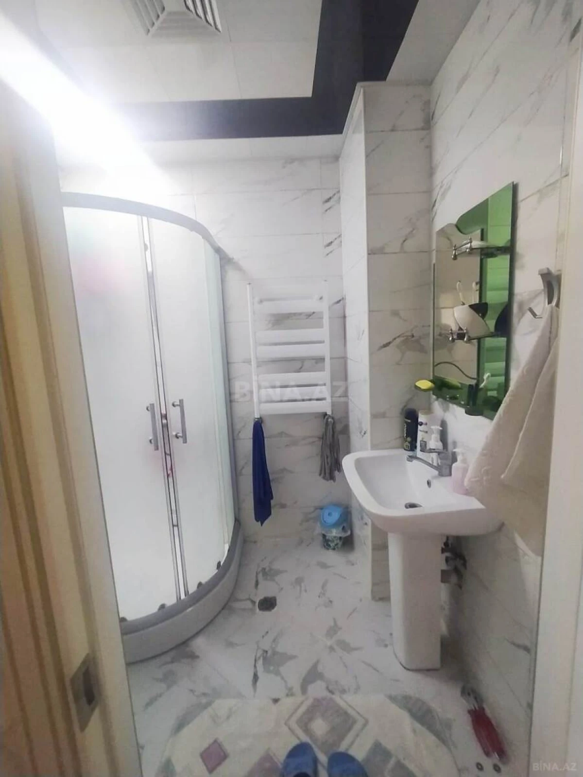 Satılır 4 otaqlı mənzil 137 m²