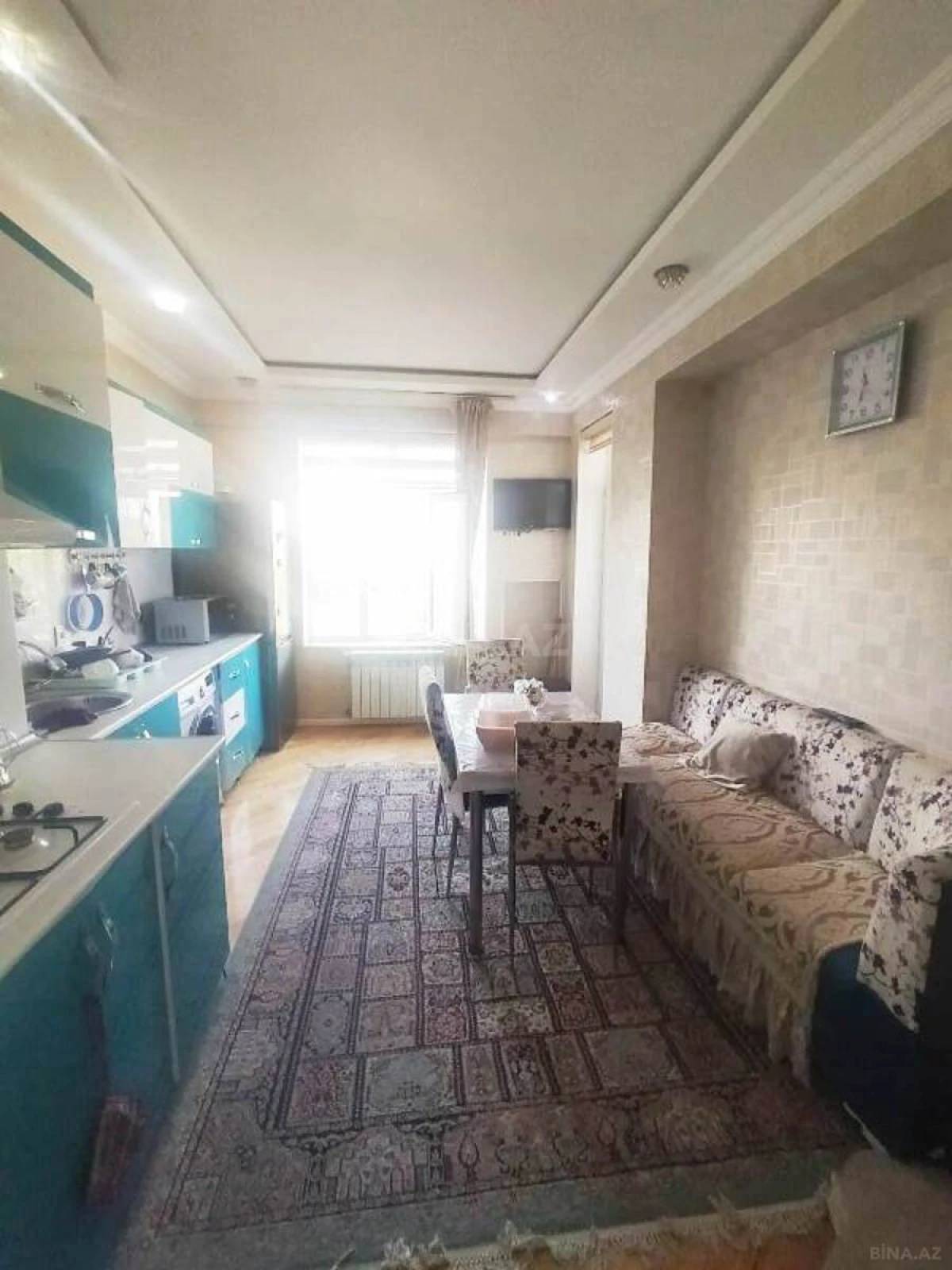 Satılır 4 otaqlı mənzil 137 m²