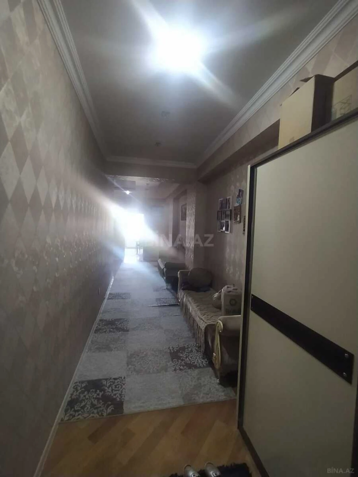 Satılır 4 otaqlı mənzil 137 m²