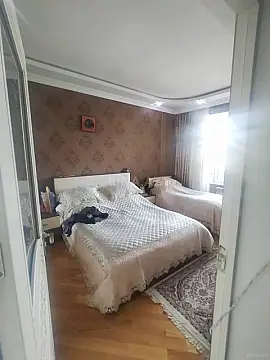 Satılır 4 otaqlı mənzil 137 m²