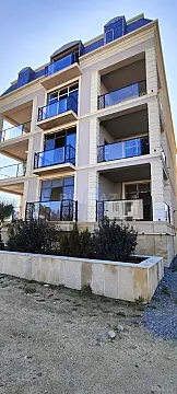 Satılır 2 otaqlı mənzil 82.3 m²