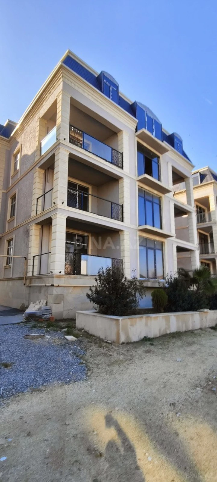Satılır 2 otaqlı mənzil 82.3 m²