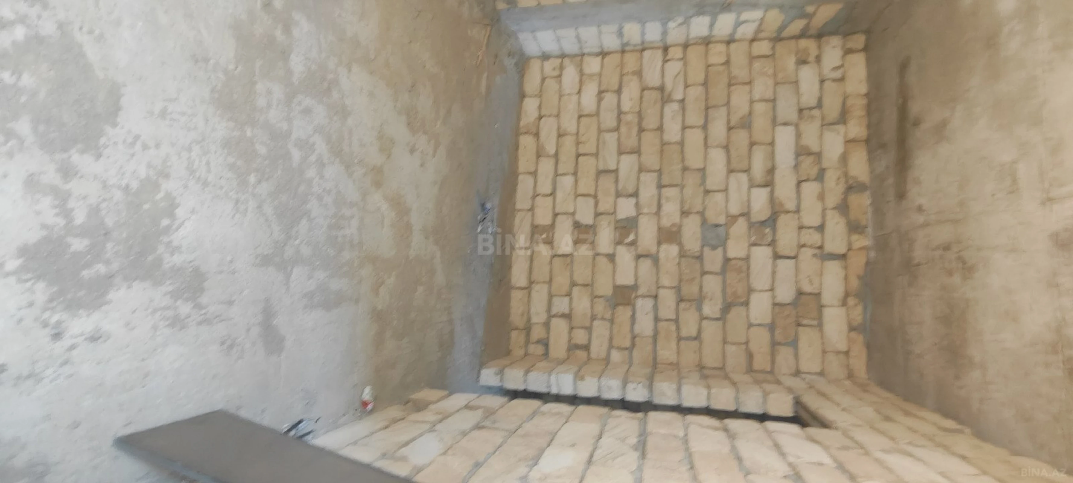 Satılır 2 otaqlı mənzil 82.3 m²