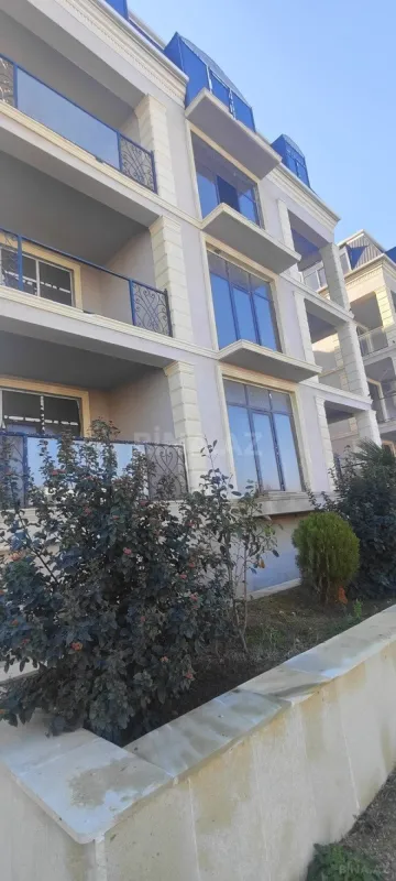Satılır 2 otaqlı mənzil 82.3 m²