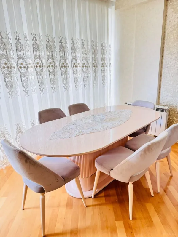 Kirayə verilir 3 otaqlı mənzil 110 m²