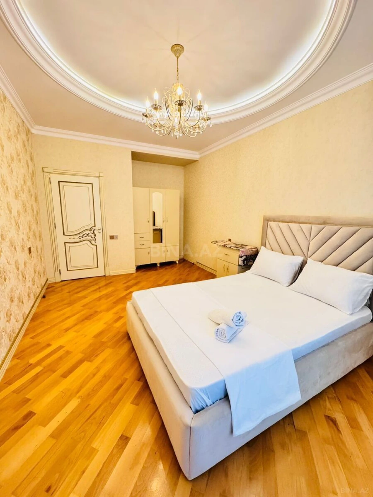 Kirayə verilir 3 otaqlı mənzil 110 m²