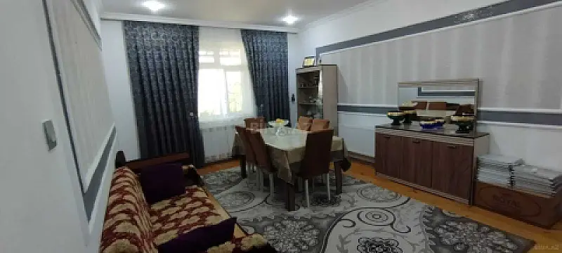 Satılır 4 otaqlı həyət evi 150 m²