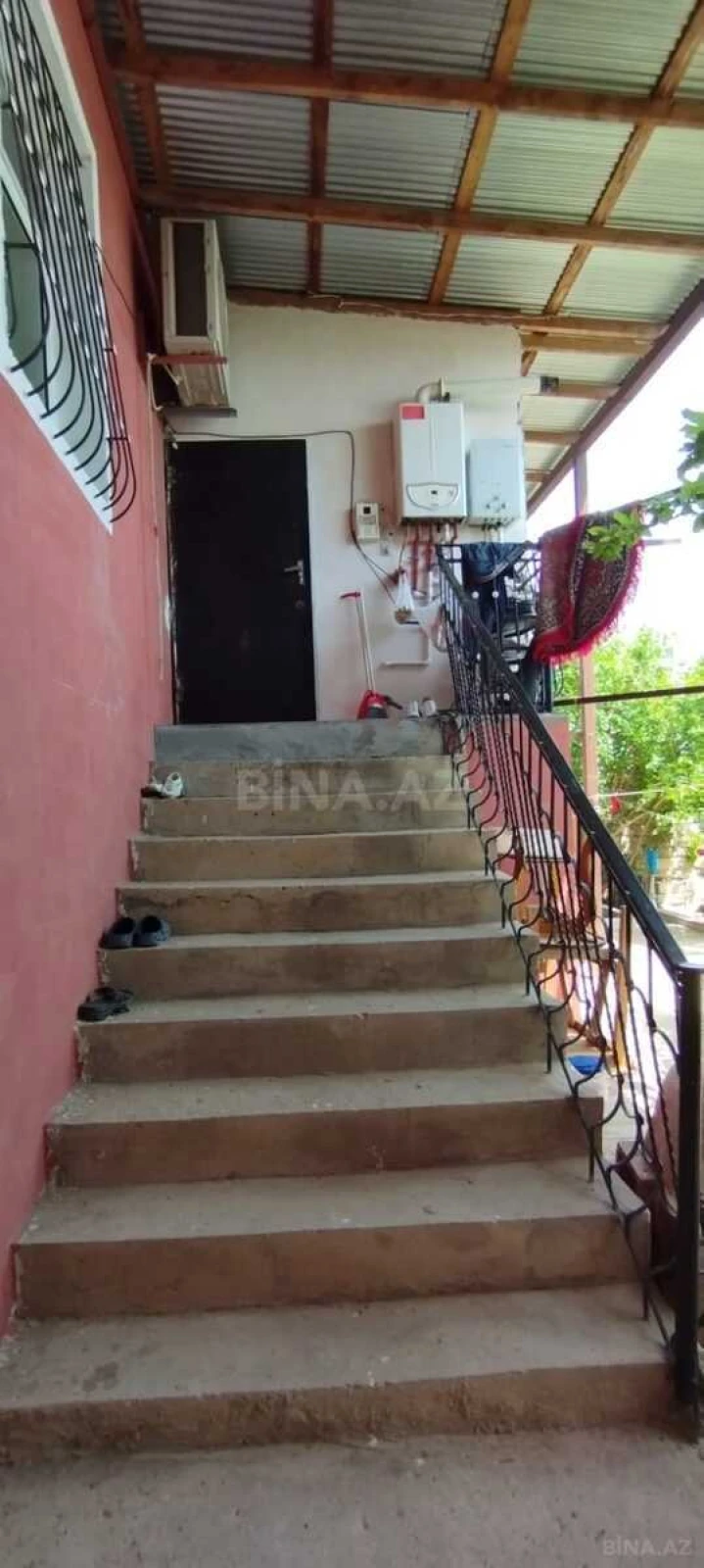 Satılır 4 otaqlı həyət evi 150 m²