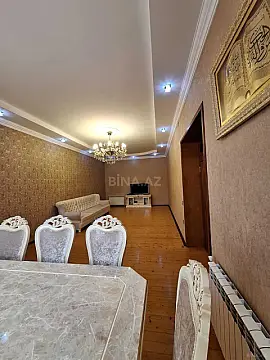 Satılır 5 otaqlı həyət evi 200 m²