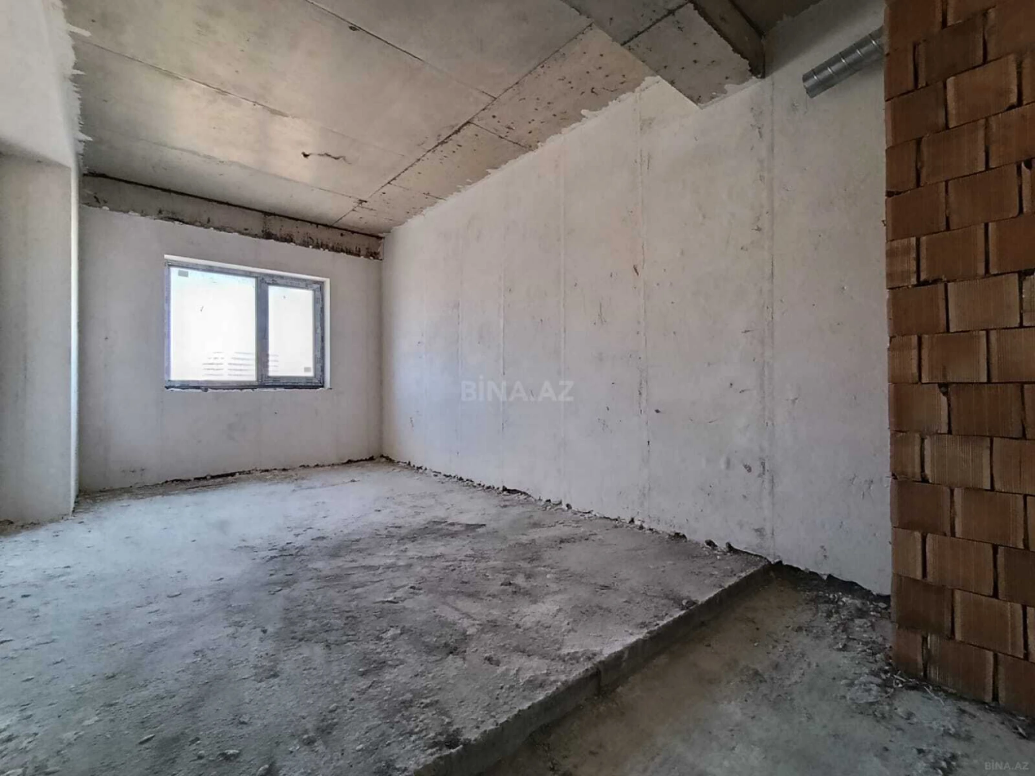 Satılır 2 otaqlı mənzil 65 m²