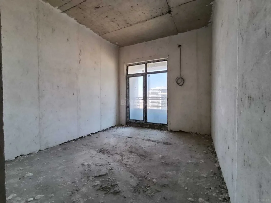Satılır 2 otaqlı mənzil 65 m²