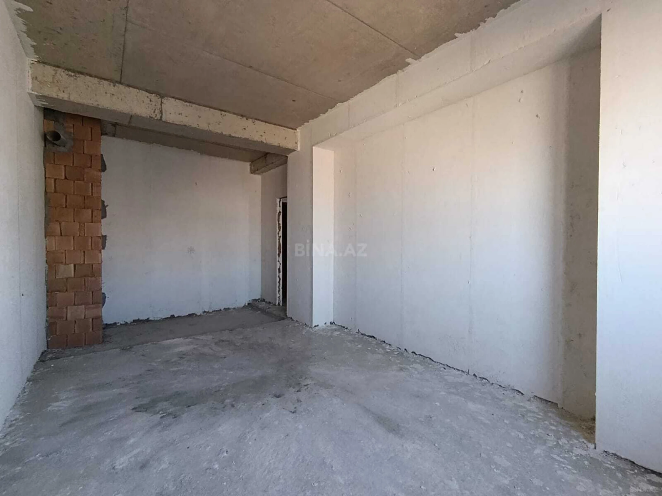 Satılır 2 otaqlı mənzil 65 m²