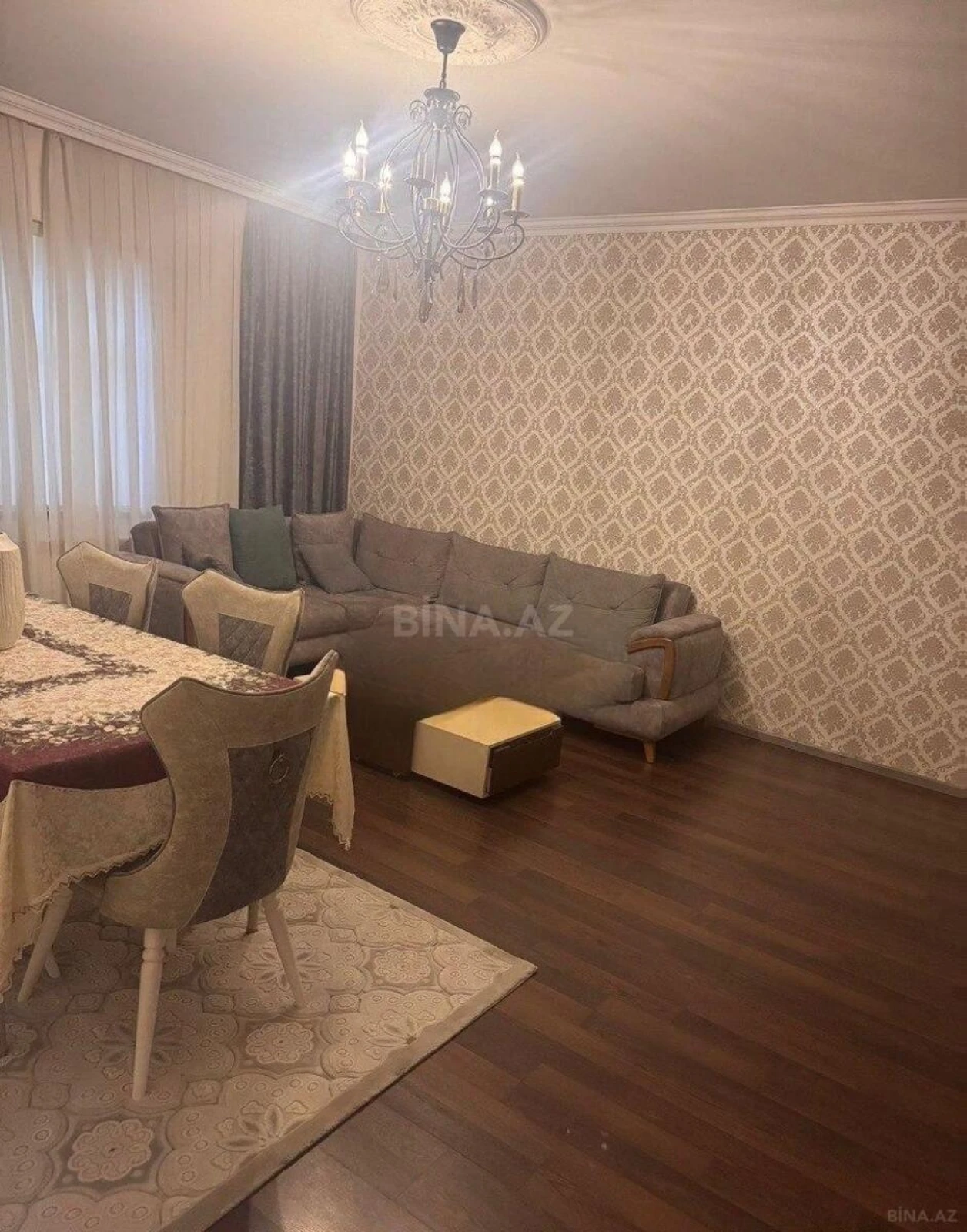 Satılır 6 otaqlı həyət evi 190 m²
