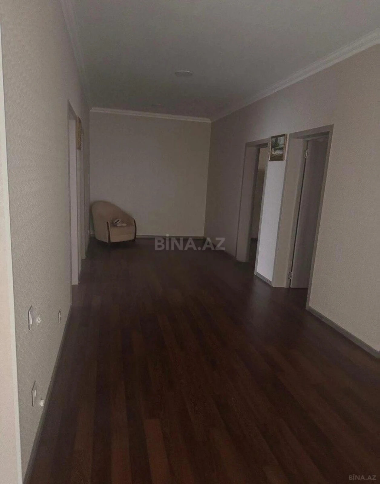 Satılır 6 otaqlı həyət evi 190 m²