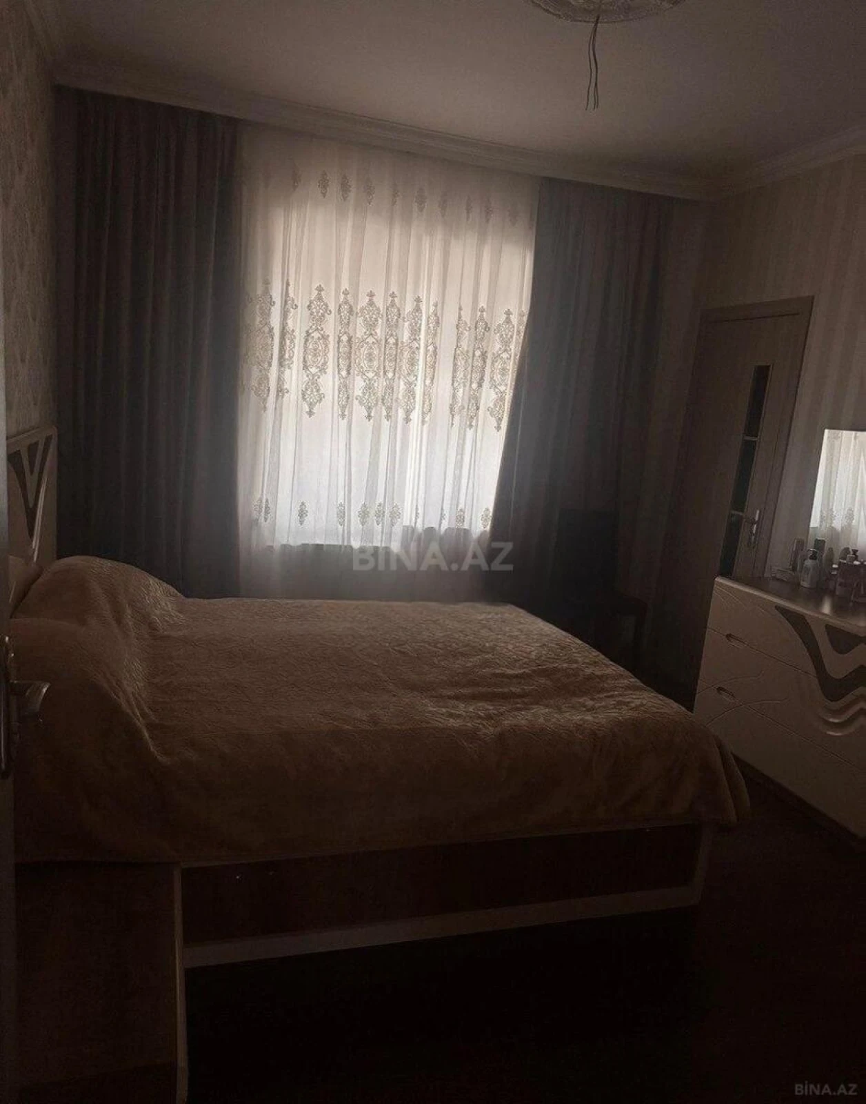 Satılır 6 otaqlı həyət evi 190 m²