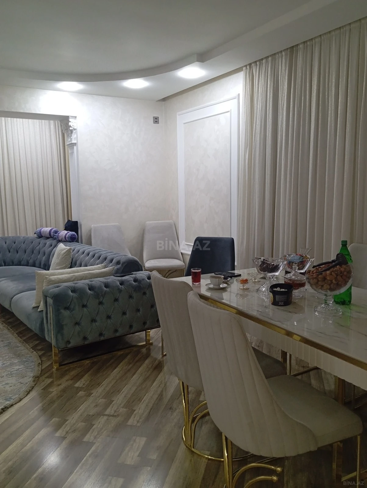 Satılır 2 otaqlı mənzil 55 m²