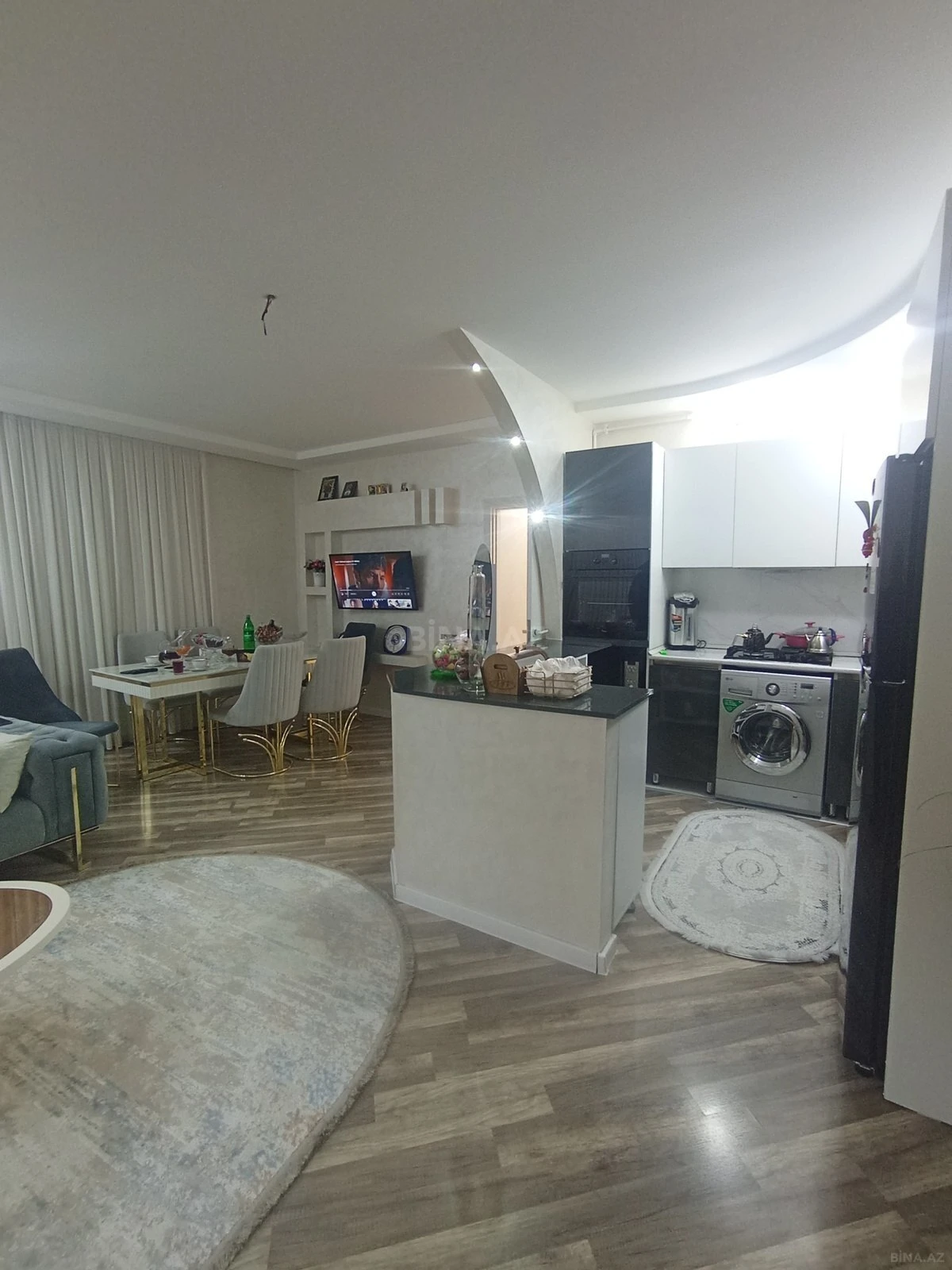 Satılır 2 otaqlı mənzil 55 m²