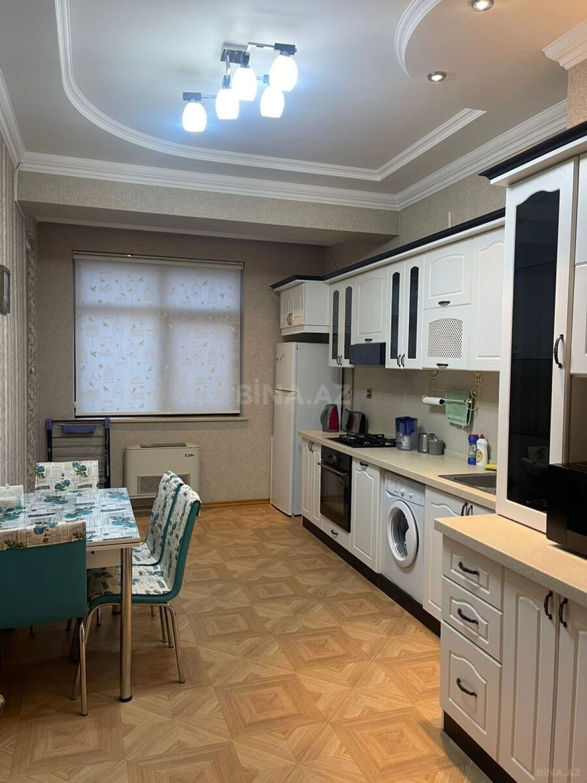 Kirayə verilir 2 otaqlı mənzil 100 m²